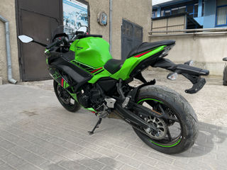 Kawasaki Ninja 650 foto 4