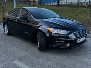 Ford Fusion foto 3