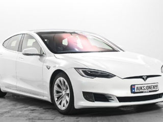 Tesla Model S foto 3