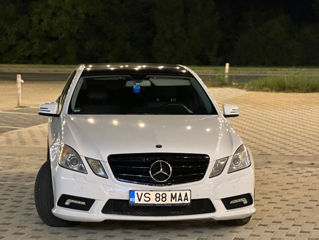 Mercedes E Class foto 2