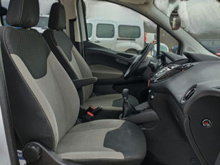 Ford Tourneo Courier foto 5