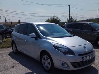 Renault Scenic foto 1