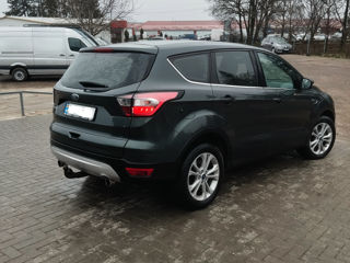 Ford Kuga foto 3