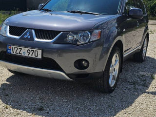 Mitsubishi Outlander foto 9