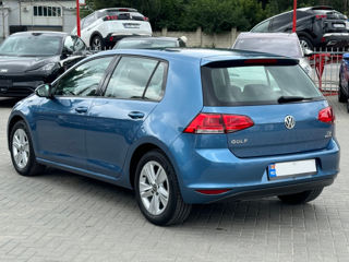 Volkswagen Golf foto 5