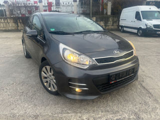 KIA Rio foto 2