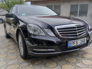 Mercedes E-Class foto 2