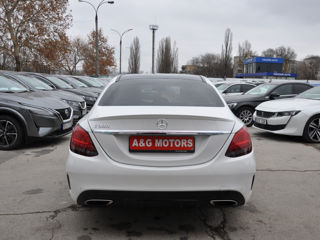 Mercedes C-Class foto 5