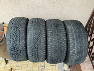 225/45/18 Goodyear Ultra Grip