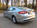 Ford Fusion foto 5