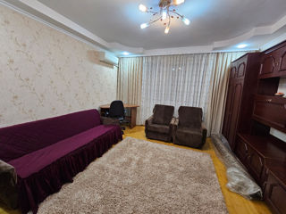 2-комн. кв., 69 м², 8/9 эт.