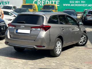 Toyota Auris foto 4