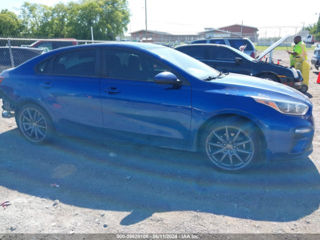 KIA Forte foto 13