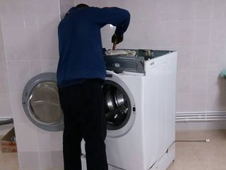 Reparatia Aeg, Bosh, Samsung, Ariston, Lg, Beko, Privileg, Miele, Indesit foto 3