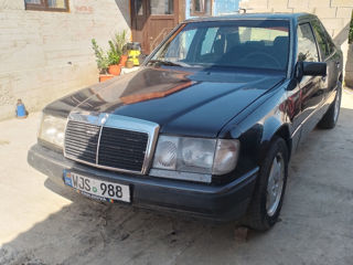 Mercedes Series (W124)