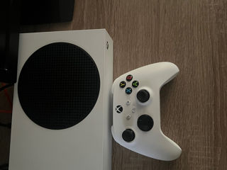 Xbox series s 500Gb состояние новой