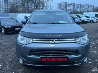 Mitsubishi Outlander foto 3