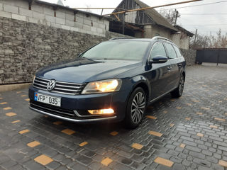 Volkswagen Passat foto 4