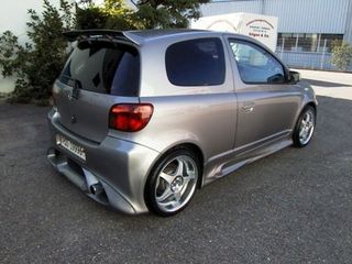 Toyota Yaris foto 1