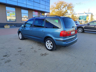 Volkswagen Sharan foto 4