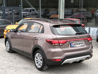 KIA Rio X-Line foto 6