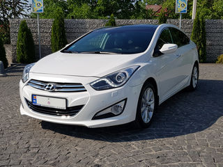 Hyundai i40 foto 1