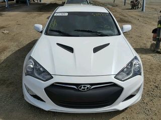 Hyundai Genesis foto 2