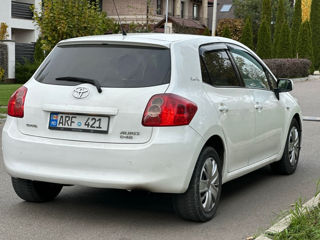 Toyota Auris foto 4