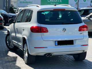 Volkswagen Tiguan foto 3