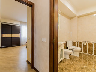 Apartament cu 3 camere, 120 m², Centru, Chișinău foto 9