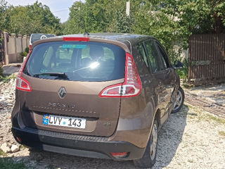 Renault Scenic foto 2