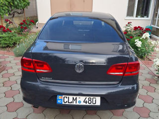 Volkswagen Passat foto 4