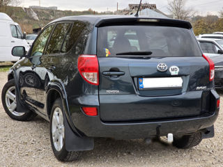 Toyota Rav 4 foto 2