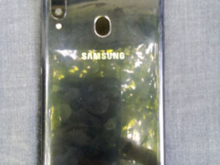 Samsung A20s