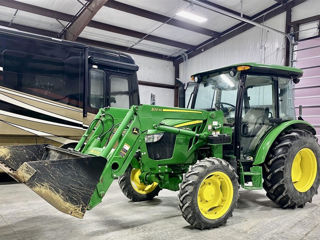 Tractor de vanzare John Deere 5075E in conditie excelenta foto 4