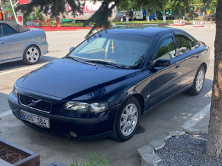 Volvo S60 foto 0