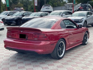 Ford Mustang foto 4