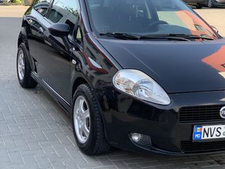 Fiat Punto foto 2