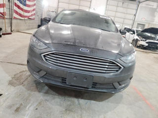 Ford Fusion foto 5