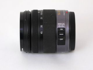 Объективы: Panasonic Lumix 14-45mm f/3.5-5.6  /  14-140mm f/3.5-5.6 Asph Power O.I.S. foto 7