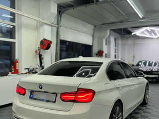 BMW 3 Series foto 4