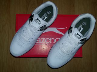 Treneri barbati. Brand - Slazenger. Originale 100 %. Marimea 42 foto 2