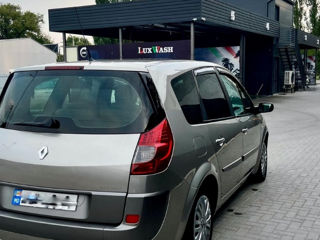 Renault Grand Scenic foto 5