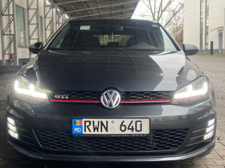 Volkswagen Golf foto 5