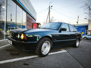 BMW 5 Series foto 7