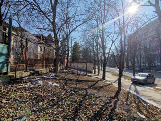 Perfect pentru investitie - casa + 6 ari - str. Belinski - prima linie foto 7