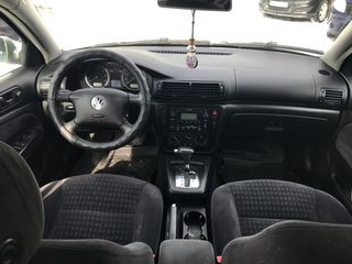 Volkswagen Passat foto 7