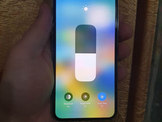Iphone x bateria 100% tot lucreaza fara defecte