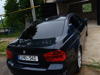 BMW 3 Series foto 10