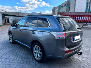 Mitsubishi Outlander foto 7